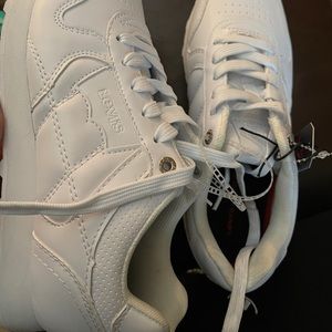 Levi’s White Sneakers